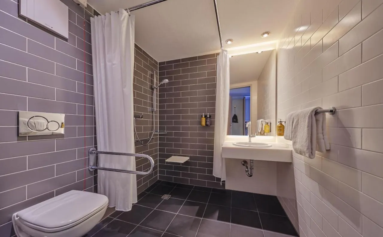 Holiday Inn Express Cologne Troisdorf By Ihg 3*,