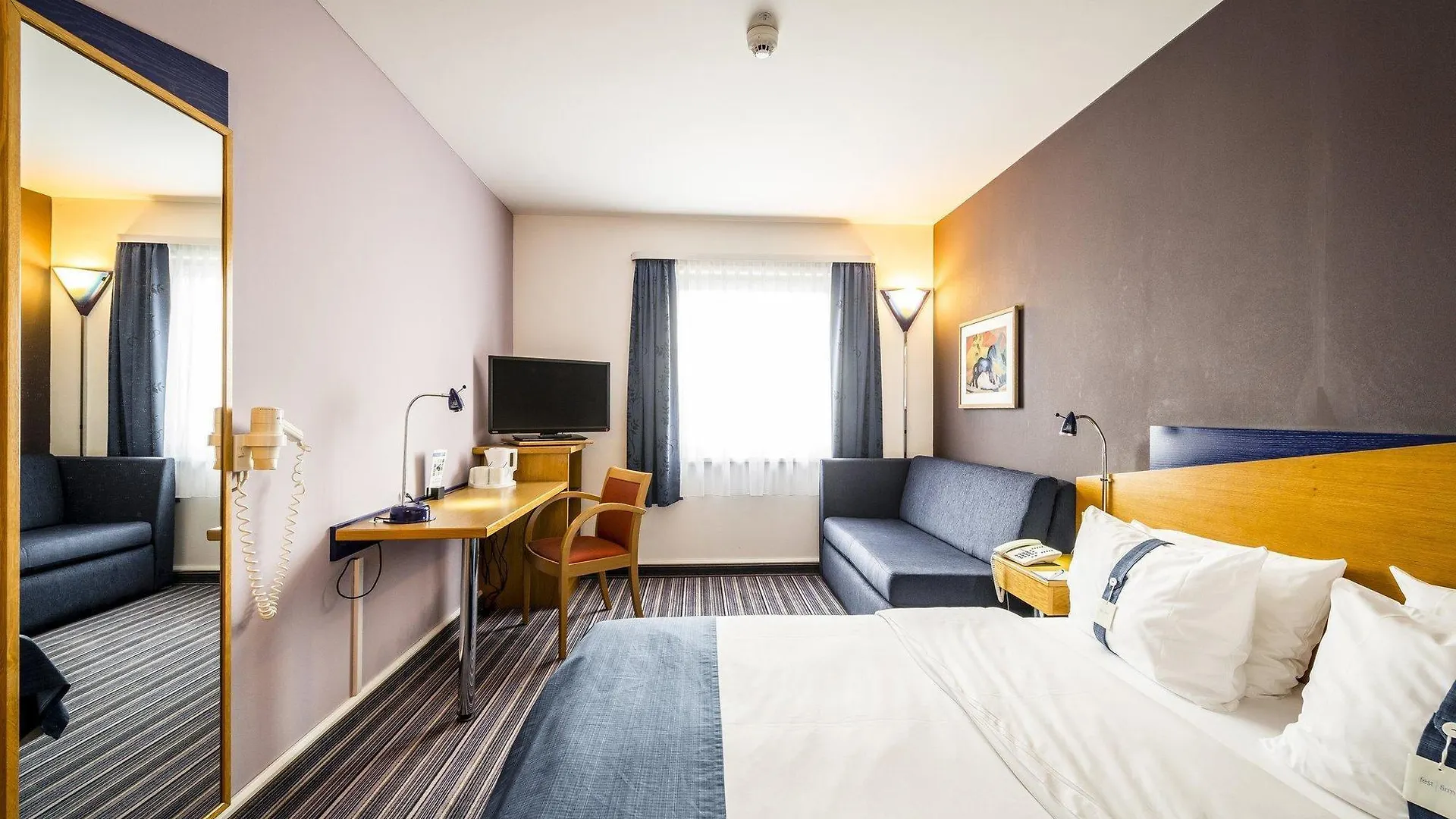Hotel Holiday Inn Express Cologne Troisdorf By Ihg