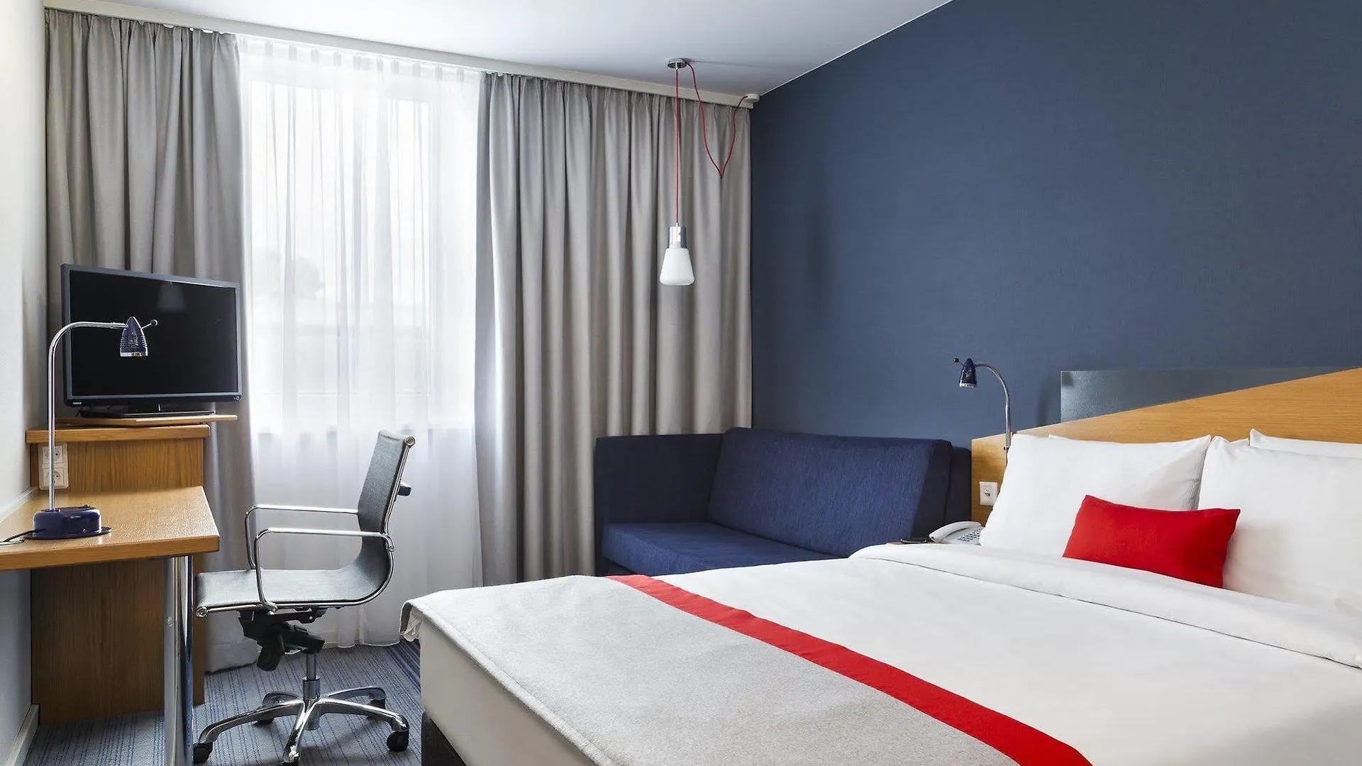 Holiday Inn Express Cologne Troisdorf By Ihg 3*,  Germany