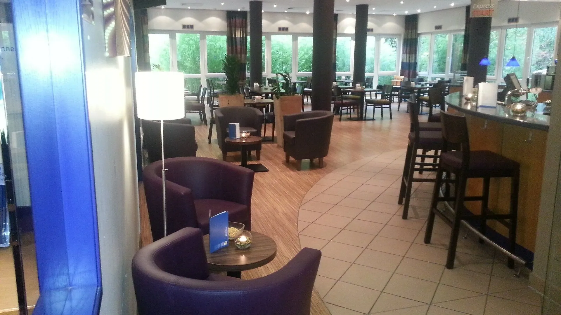 Hotel Holiday Inn Express Cologne Troisdorf By Ihg
