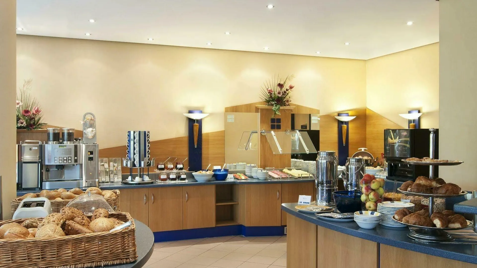 *** Hotel Holiday Inn Express Cologne Troisdorf By Ihg Germany