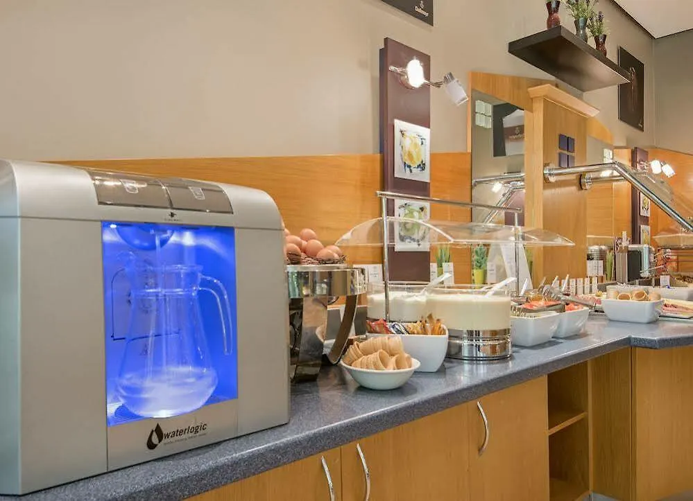 Hotel Holiday Inn Express Cologne Troisdorf By Ihg