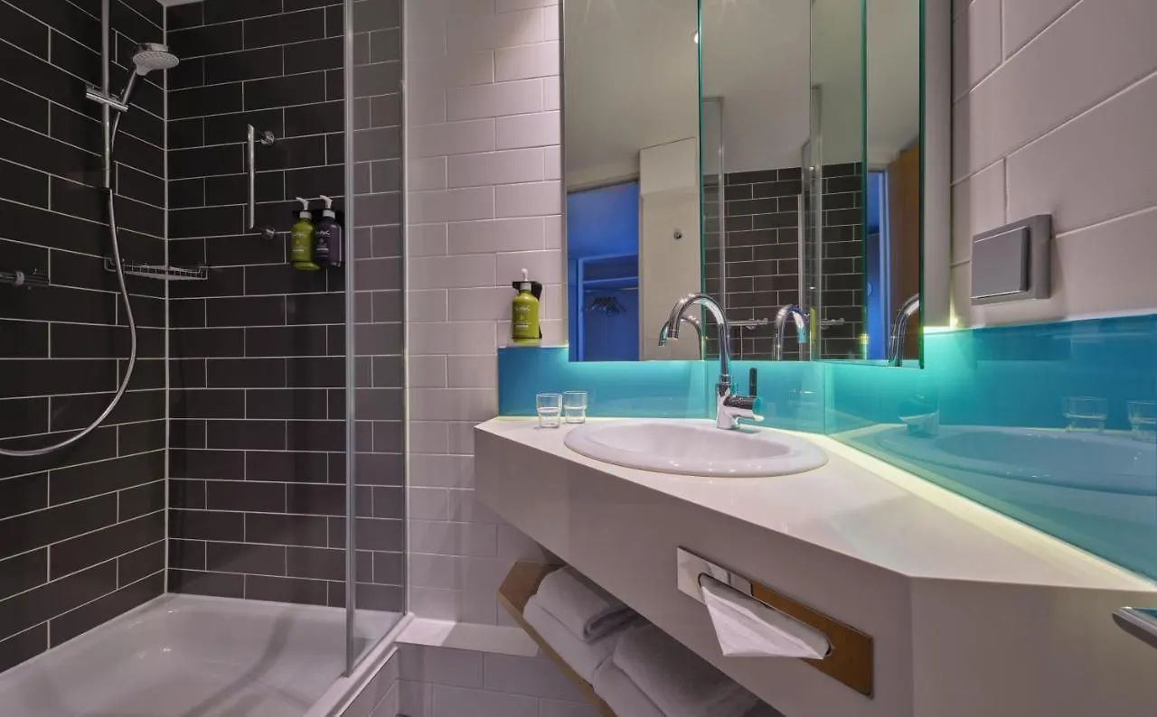 Hotel Holiday Inn Express Cologne Troisdorf By Ihg