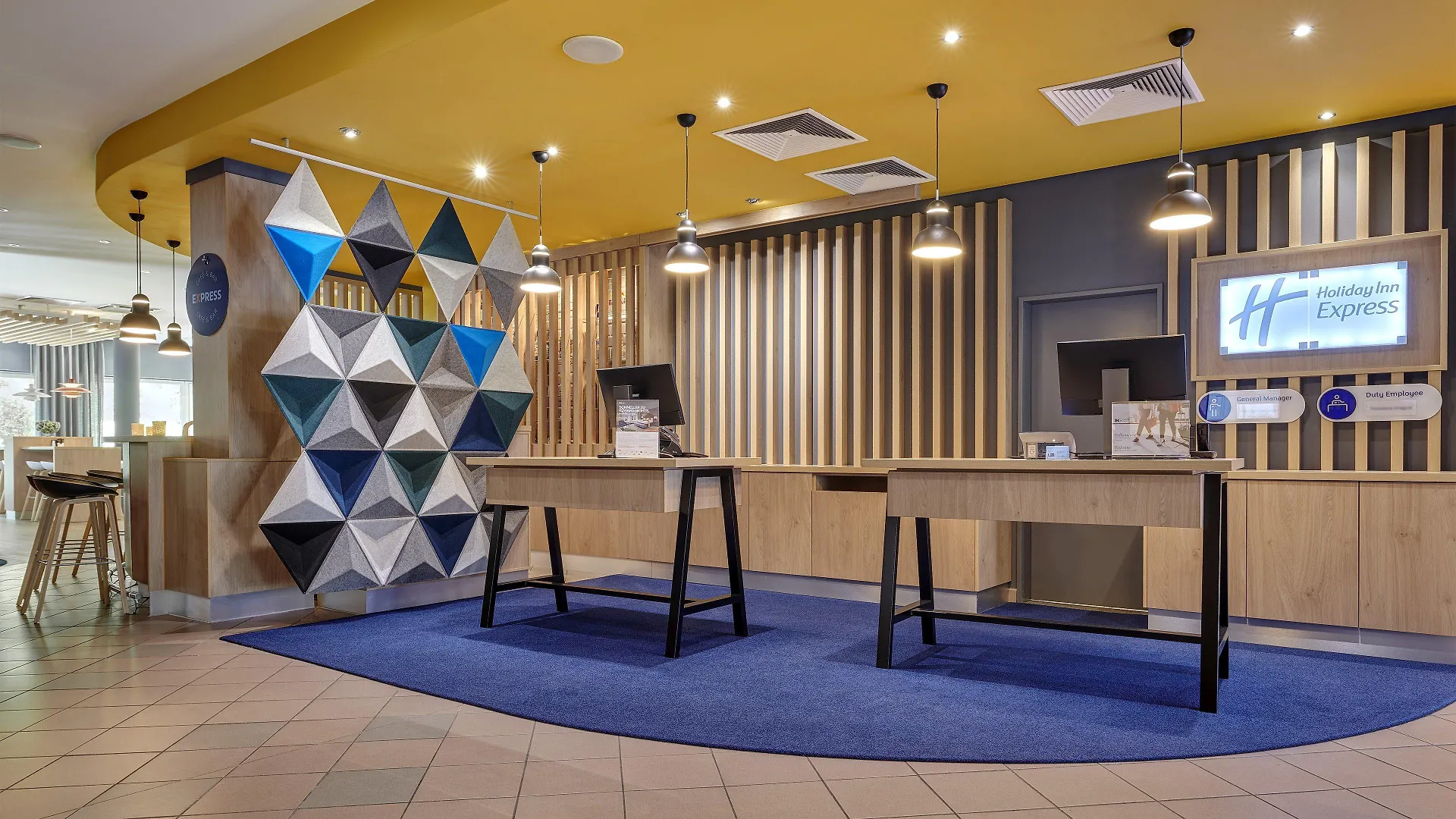 Holiday Inn Express Cologne Troisdorf By Ihg Hotel