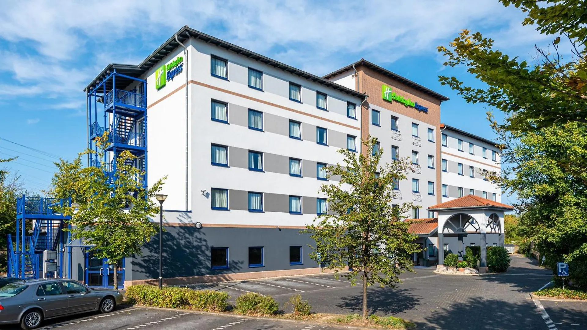 Holiday Inn Express Cologne Troisdorf By Ihg Hotel