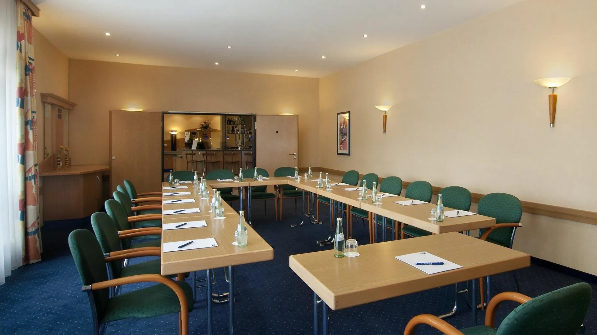 Holiday Inn Express Cologne Troisdorf By Ihg Hotel