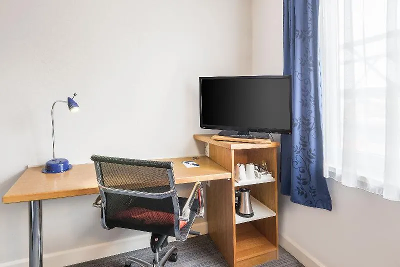 Holiday Inn Express Cologne Troisdorf By Ihg Hotel