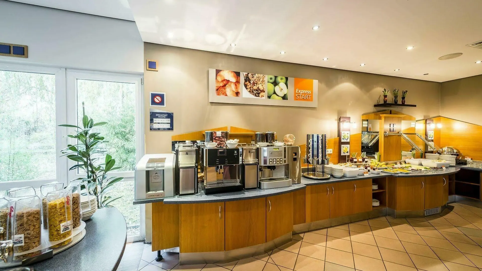 *** Hotel Holiday Inn Express Cologne Troisdorf By Ihg Německo